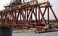 Мост через Амур обещают достроить в 2018 году