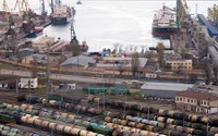 Объем ж/д перевозок нефти и нефтепродуктов в порты РФ за 2 месяца упал на 6,3%