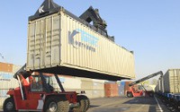 Оборот контейнеров на желдороге растет быстрее, чем в портах